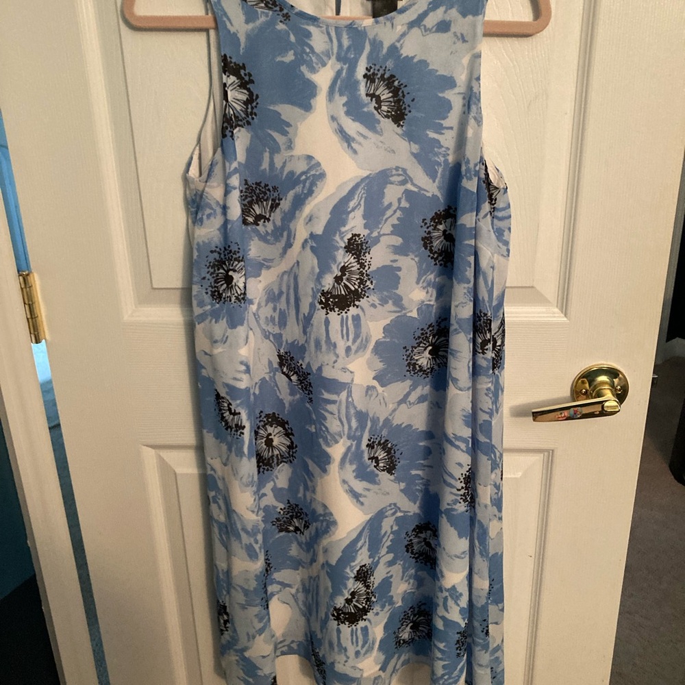 Knee length blue floral Ann Taylor Factory dress